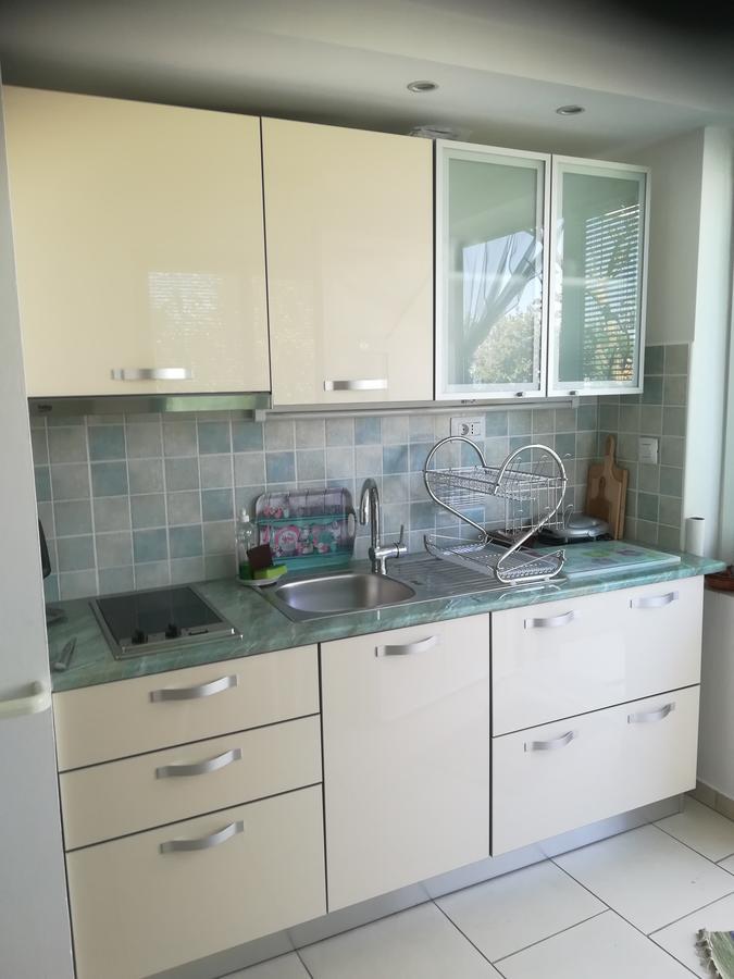Apartment Neno - Terrace & Parking Veli Lošinj Eksteriør bilde